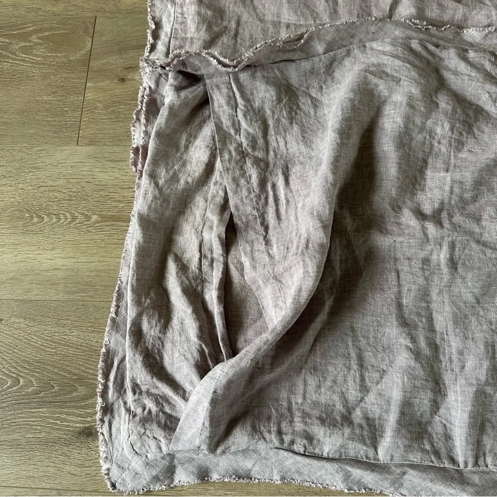 Pottery Barn 100% Linen Standard Pillow Cases 2 Lilac Purple